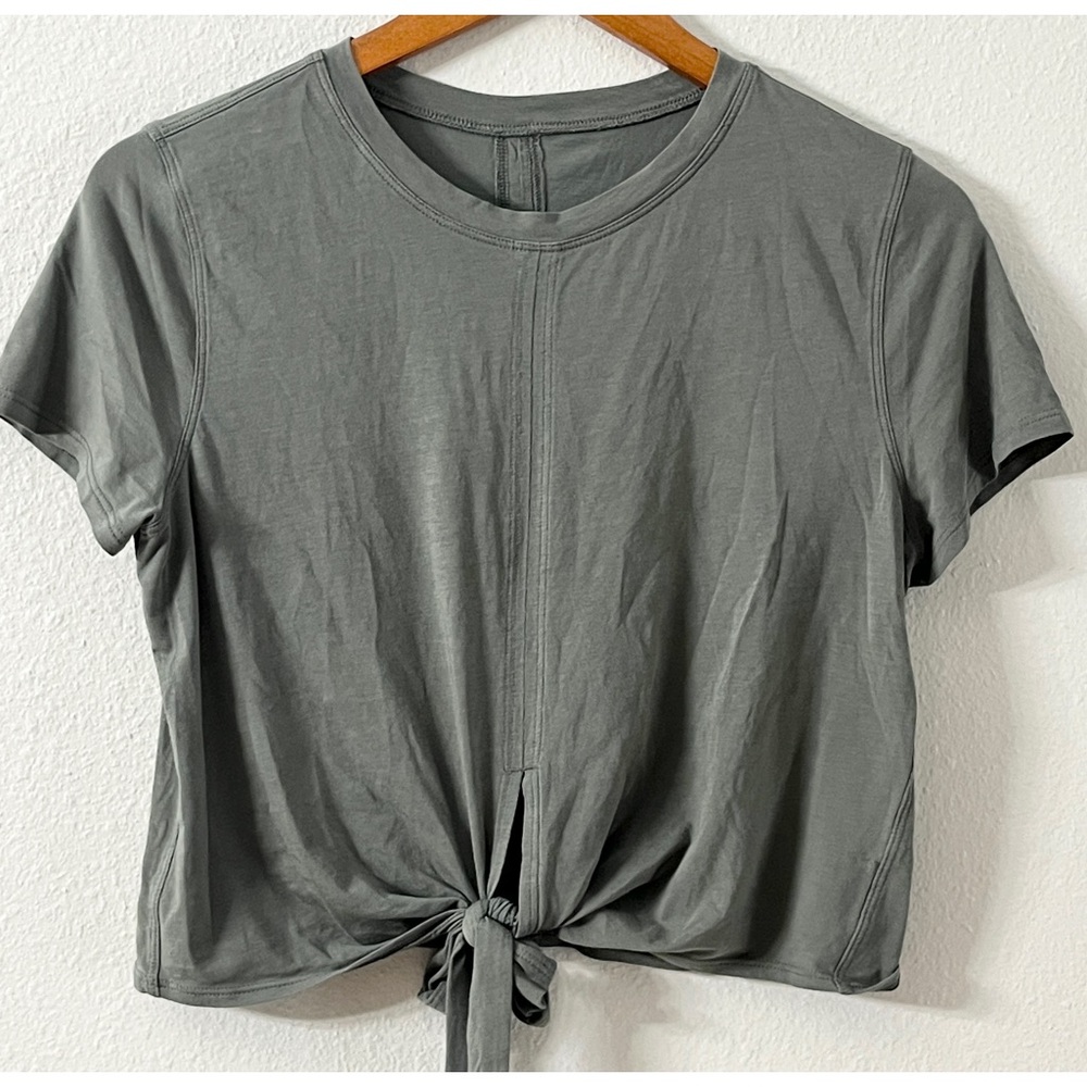 🍋LikeNew Condition Lululemon SS Crop Tee